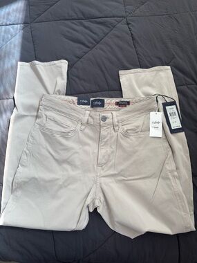 Charisma Dawn Twill Beige/Tan Casual Pants